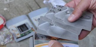 Удариха банда, произвеждала устройства за източване на кредитни карти