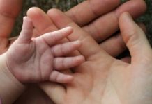 В Солун разкриха банда за незаконни осиновявания на българчета