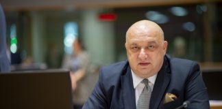 Мачовете без публика, защото феновете не спазват мерките