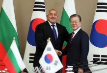 Съветник на Тръмп подкрепи Борисов в битката с ковид