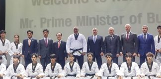 Борисов удостоен с почетния девети дан по таекуондо