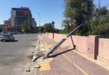 Обвиниха бащата, дал колата си на неправоспособния си син, в която загинаха двама