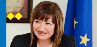 Радостин Василев плаши Анна Александрова с тел. 112, тя него с Татяна Дончева