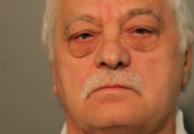 Убиецът от Чикаго лепял в дома си заплашителни бележки срещу съседите си