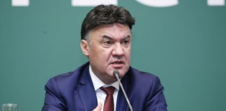 Михайлов към Кацаров: Върнете публиката на стадионите!