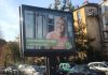 Манолова излъгала, че не се рекламира на билбордове