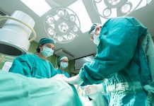 В ИСУЛ спасиха пациент с рядка травма, причинена от врата на автобус