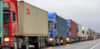 30-километрова опашка от камиони на Капитан Андреево