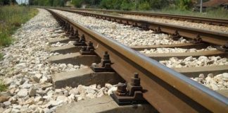 Два влака се сблъскаха до София, двама души са в неизвестност