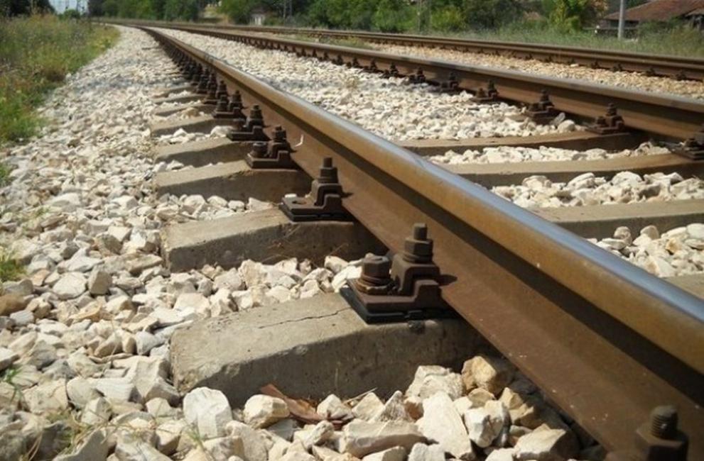 Поради инцидент с ударен човек на железопътна линия има закъснения