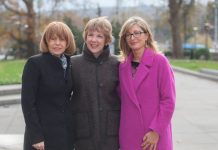 Захариева, Фандъкова и холандската посланичка засадиха холандски лалета с цветовете на българския трибагреник