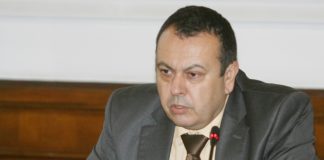 ДПС: Премиерът се опитва да замете проверката за златните паспорти, за да защити себе си, съпартийците си, адвокатите си и китайците си