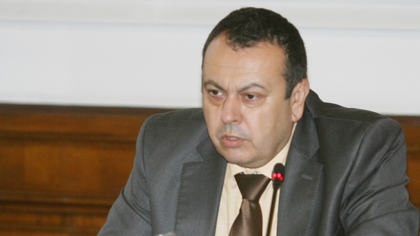 Оставката на двама министри поиска депутатът от ДПС Хамид Хамид