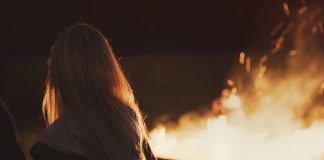 Пожар в общежитие за социално слаби, евакуират 23-ма