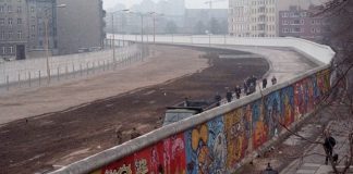 Премиерът: Комунизмът е оставил такава пропаст в Европа, че и досега трудно догонваме западните страни