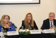 Министър Ангелкова на Националния съвет по туризъм: Започваме дебат за повишаване на минималната застраховка за туроператори