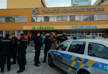 Мъж застреля 4-ма души в болница в Чехия и избяга