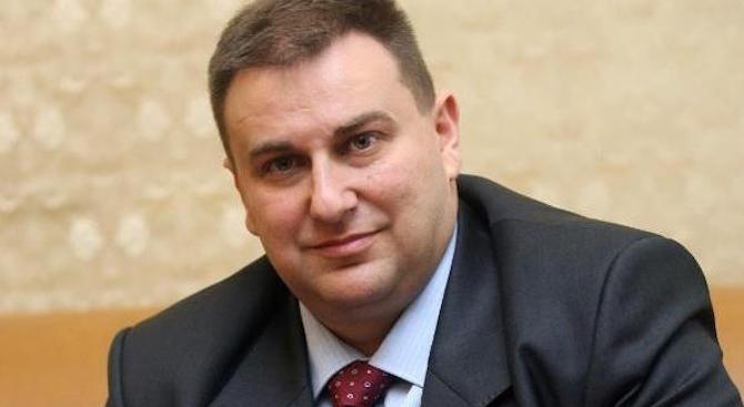 С единодушие евродепутатът от ГЕРБ ЕНП Емил Радев беше преизбран