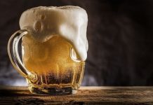 Собствениците на заведения за увеличеното ДДС на виното и бирата: Правителството пак ни излъга. Нашето доверие приключи!