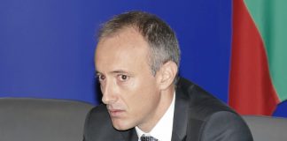 Вълчев: След грипната ваканция има два дни за оформяне на първия срок