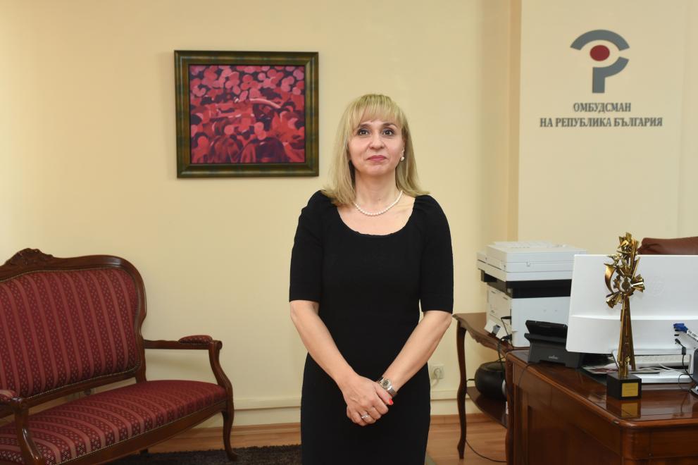 Президентът Румен Радев разговаря с омбудсмана Диана Ковачева в рамките