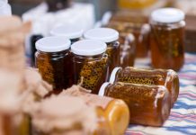 Пчелари се оплакват от ниски изкупни цени и фалшифициране на меда