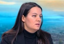 Адвокат: Документите за смъртта на 3-годишния Алекс са били преправени