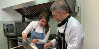 Херо Мустафа направи първата си баница