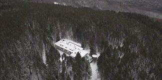 МВР пусна видео от палата на Божков