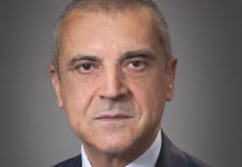 Почина Димитър Арнаудов, секретар на президента по външна политика