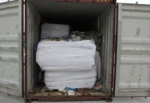 Откриха нови 102 контейнера с боклуци на пристанище Варна