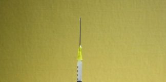 Четири мобилни екипа ще ваксинират възрастните в социалните домове в София