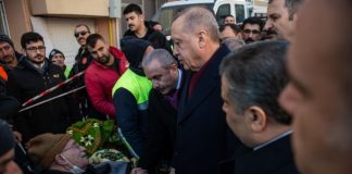 35 са загиналите при земетресението в Турция досега