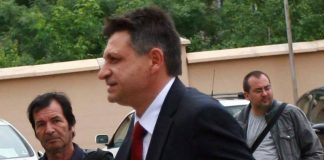 Обвинението срещу ексшефа на разузнаването е свързано с доставка на специфично оборудване от чужда фирма