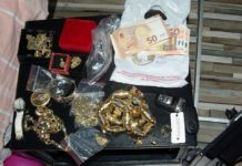 Банда телефонни измамници мами възрастни гърци в района на Солун по схемата „пострадал от катастрофа“