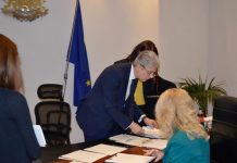 Екоминистърът вече е на разпит в Националното следствие