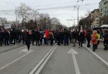 Хора на Васил Божков организирали блокадата на „Орлов мост“