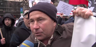 Напрежение и сигнал за обгазени на протест пред регионалното министерство