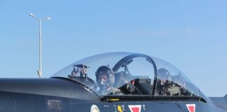 Откриха отново висшето военновъздушно училище в Долна Митрополия