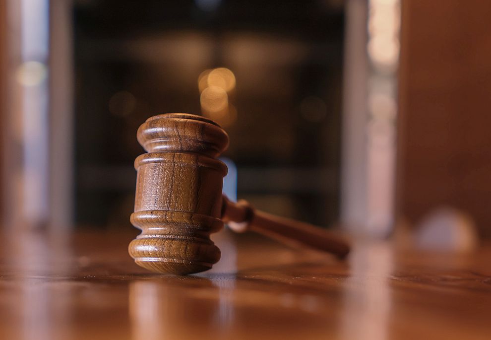 Варненският окръжен съд даде условна присъда на 38 годишната банкова служителка