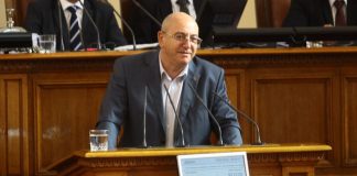 Екоминистърът Емил Димитров: Подложен съм на силен натиск заради „Монбат“