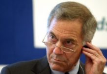 Разпитват Костов и Стоянов по данните за корупция, изнесени от бащата на валутния борд