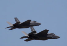 Нидерландски и български самолети охраняват въздушното ни пространство до края на май