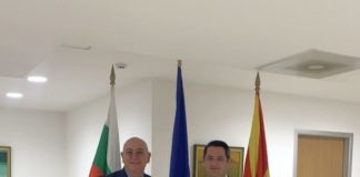 Екоминистърът на посещение в Северна Македония заради проблема с отпадъците