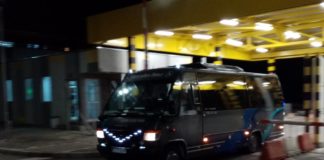 Правителственият самолет евакуира 20-те българчета и учителките им от Италия