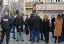 Започна описването на колекцията на Божков