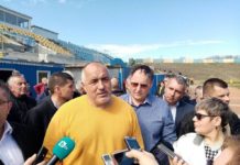 Премиерът: Няма да затягаме мерките срещу епидемията, болниците са подготвени