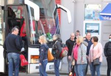 Британските туристи напуснаха хотела на „Лъвов мост“