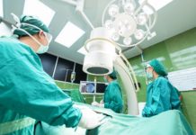 Та какви мерки трябваше да вземат „те” през лятото? Да произведат спешно нови 10 хил. лекари и 20 хил. сестри?