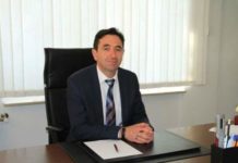 Гърци се запасяват с храни от България